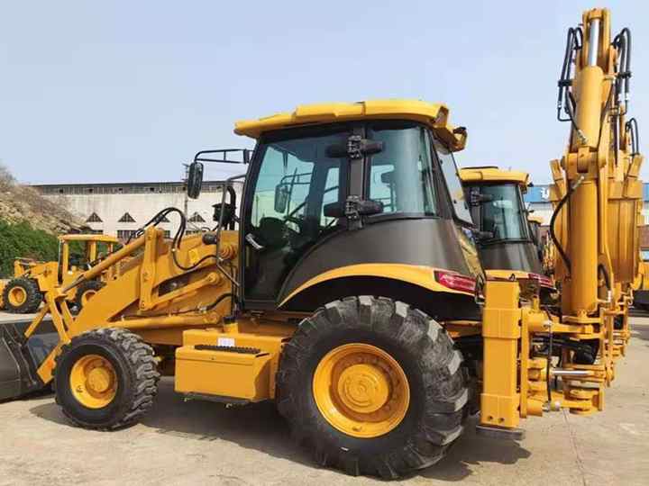 BRAND NEW 4 TON BACKHOE LOADER for SELL