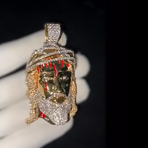 Colgantes de Cruz Cristiana Personalizados en Plata con Moissanita VVS, Joyería de Compromiso Estilo Hip Hop, Certificados IGI para Hombre y Mujer - Product Image 2
