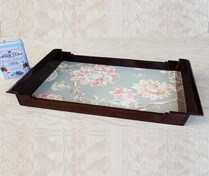 Bandeja de servicio personalizable de madera e impresa con esmalte a precio mayorista de Indian Handicraft de F S International - Product Image 1