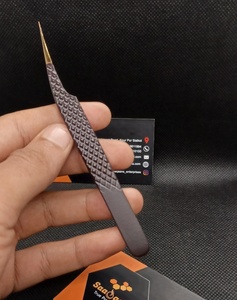 Pinza para Pestañas Curva Ligera Dorada, Punta Fina, Herramienta Aplicadora de Pestañas Suave, Acero Inoxidable, Logotipo Personalizado, Extensión de Pestañas de Volumen - Product Image 2
