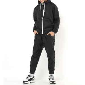 Veste coupe-vent pour homme sur mesure, légère, de haute qualité, respirante, imprimée avec des strass pour un confort et un style printanier en plein air - Product Image 1