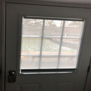 ผ้าม่านจีบพลีทแบบสองชั้น ปรับระดับได้ทั้งด้านบนและด้านล่าง ปรับแสงได้สองสี  สามารถปรับแต่งได้สำหรับโรงแรม สำนักงาน บ้านพักอาศัย  ขนาด 14 มม. บางเฉียบ พร้อมสกรู - Product Image 6