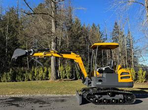 ENVÍO GRATUITO Miniexcavadora Hidráulica AGT MY50R de 27 HP con Cuchilla de Retroexcavación de 51 Pulgadas y Cucharón de Excavación de 16 Pulgadas con Dientes, Control Piloto, Aprobada por la EPA y la CE - Product Image 4