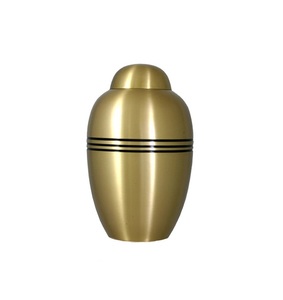 Exquisita urna de cremación de latón floral de medianoche, urnas de latón para adultos, urnas de cremación de tamaño personalizado - Product Image 5