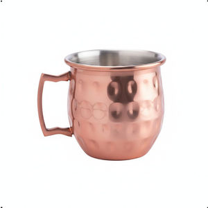 Nouveau design – Tasses en cuivre pur, faites à la main, design épuré, chopes à bière avec poignée en laiton massif, cadeaux d'affaires écologiques - Product Image 6