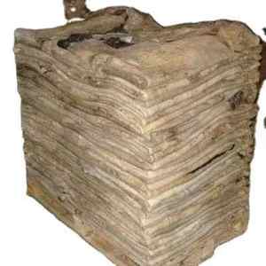 Hot Selling Price of <b>Raw</b> Wet Salted and Dried Cow Leather <b>Skins</b> in Bulk Quantity ANIMAL CATTLE HIDES AVAILABLE - Product Image 2