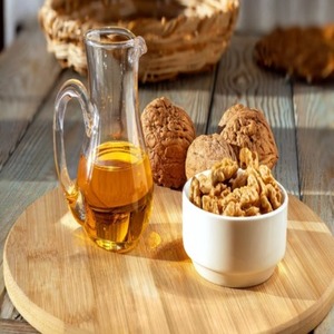 Hot Selling High Content High Purity Refined Food Grade Walnut Oil With Certificated Walnut Oil Better Price for Food Supplement - Product Image 1