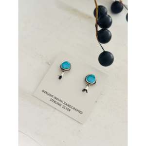 Pendientes Donovan Nez Kingman de Turquesa y Plata de Ley con Diseño de Flor Colgante para Regalo - Product Image 3