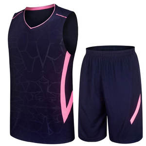 ชุดบาสเก็ตบอลพิมพ์ลายคุณภาพสูง ระบายอากาศได้ดี เสื้อแขนกุดแบบกลับด้านได้ พร้อมกางเกงขาสั้น  รับผลิตตามแบบ OEM/ODM - Product Image 4