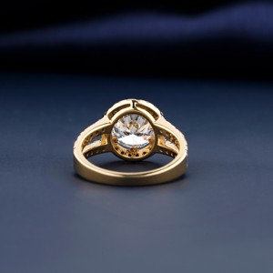 Prix de gros Bagues en or blanc plaqué 10k-18k avec diamant de laboratoire 1 carat serti clos, Bijoux de mode pour fiançailles, mariage et fête - Product Image 3