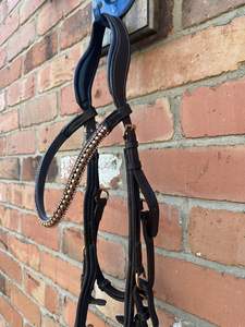 Brida de caballo de cuero genuino de alta calidad tamaño completo Diamante de oro rosa estilo Micklem - Product Image 2