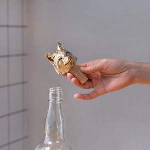 Stylish modern metal <b>bottle</b> <b>stopper</b> with geometric shape for elegant tabletop decoration display - Product Image 1
