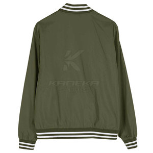 เสื้อแจ็คเก็ต Letterman ดีไซน์คลาสสิกสำหรับผู้ชาย คอตั้ง โลโก้ด้านหน้า ทันสมัย อุ่นสบาย ใช้ได้ทั่วไปกลางแจ้ง ระบายอากาศได้ดี เป็นมิตรกับสิ่งแวดล้อม เหมาะสำหรับฤดูหนาว - Product Image 3