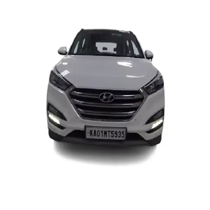 Sonata 2024 USADO, Volante a la Izquierda, Asientos de Cuero, 5 Plazas, Cámara Trasera, Pantalla Táctil, Faros de Xenón, Euro IV, 1-25000 Millas - Product Image 4
