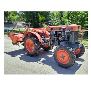 Tracteurs miniatures japonais d'occasion de qualité supérieure Kubota B700 4x4, petits tracteurs diesel pour vergers et jardins - Product Image 2