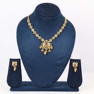 Collar tradicional de latón para mujer Chapado en Oro Laminado Chapado en oro mate con piedras CZ para ocasiones especiales Bodas - Product Image 1