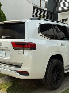 โตโยต้า แอลซี 300 ปี 2024 มือสอง ตัวท็อป ครบชุด - Product Image 2