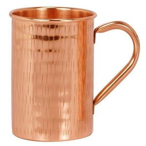 Nouvelle tasse de mule de Moscou en cuivre de conception de gravure pour les acheteurs en gros en vrac, articles de bar en métal faits à la main pour les cocktails et les restaurants - Product Image 2