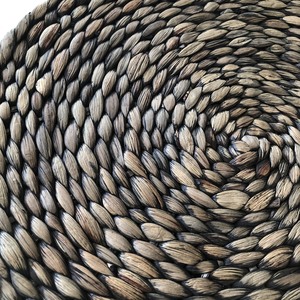 Best Buy Eco-Friendly Hand Woven Natural Water Hyacinth Plate <b>Mat</b> Unique Color Placemat - Product Image 3