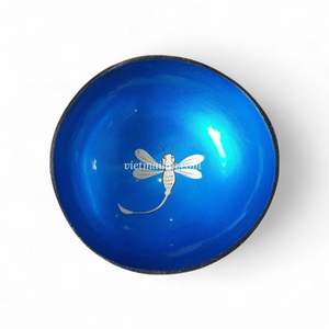 Cuencos de Coco Lacados Ecológicos, Cuenco Natural de Cáscara de Coco con Acabado Lacado e Incrustaciones de Nácar, Venta al por Mayor de Vietnam - Product Image 6