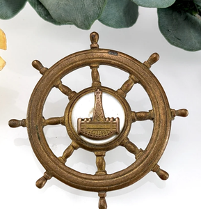 Broche Vintage Blackpool Tower Badge-Rueda de barco-Calidad de recuerdo La mejor rueda de barco náutico Decoración hecha a mano - Product Image 1