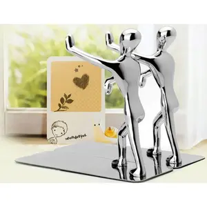 Décoration de vache en métal artisanal contemporain avec cornes pour les expositions de marché de Noël, espaces modernes pour sculptures fabriquées par Zahid Exports - Product Image 5