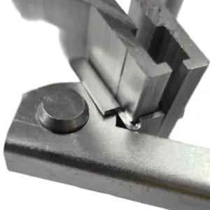 Clips de Palanca para Kit de Práctica de Pies, Dimensiones 20x10x10, 400g - Product Image 1