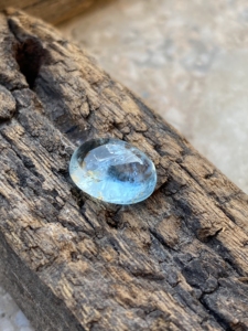 5.72ธรรมชาติกะรัตพลอยอะความารีนแบบหลวมสีด้านบนทรงวงรีพร้อมด้วยความมันวาวที่ดีสำหรับการทำเครื่องประดับวัสดุเพชร - Product Image 2