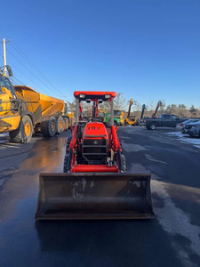 Chargeuse-pelleteuse Kubota L47 d'occasion/neuve |   Chargeuse-pelleteuse L47 40HP avec pompe et roulement de boîte de vitesses, neuve, très faible nombre d'heures, prête à l'emploi - Product Image 4