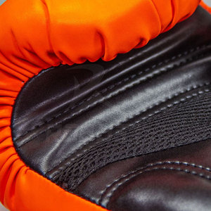 Gants de boxe professionnels de nouvelle conception personnalisés par OEM Votre propre logo Gants de boxe de haute qualité - Product Image 3