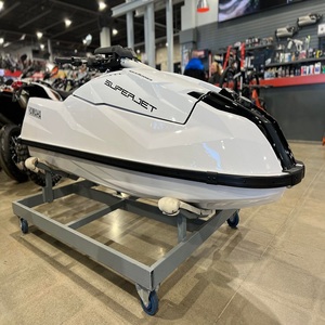 Jet ski nautique TOP SUPERJET 4 temps (plus de 300 ch, 3 places) (restocké) - Product Image 1