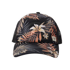 Chapeau en maille personnalisé avec logo de transfert de chaleur et chapeau en maille classique à dos en maille avec design ventilé - Product Image 5