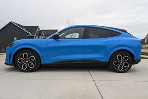 2021สำหรับ Ford Machang Mach-E GT SUV dual-Motor AWD 480-HP Grabber สีน้ำเงินเกียร์อัตโนมัติหนังลิเธียมไฟด้านซ้าย - Product Image 5