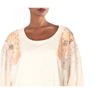 Camicia da donna Free People Feelin' IT Patch in colore arancione corallo con motivo leopardato ricamato, disponibile nelle taglie XL e 3XL, ideale per l'ufficio e occasioni formali. - Product Image 2