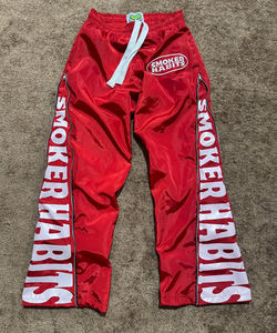 เสื้อผ้าผู้ชายสำหรับฤดูหนาว สวมใส่สบาย น้ำหนักเบา กันลม ทรงหลวม คอวี แขนสั้น ดีไซน์ชายเสื้อผ่าข้าง ไซส์ใหญ่ - Product Image 3