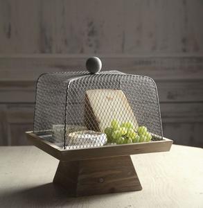 Plato de madera artesanal de primera calidad con cúpula de cristal para servir frutas y postres de queso con un elegante diseño antiguo - Product Image 5