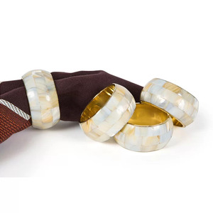 Rond de serviette en laiton nacré pour décoration de table de fête d'événement de mariage porte-serviettes rond de luxe - Product Image 2