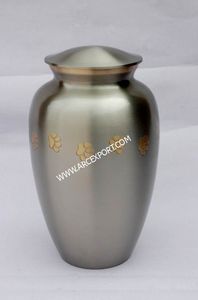 Urne de designer en métal argenté Heard Décoration de la maison Articles de table Dernières urnes de décoration uniques Urnes pour animaux de compagnie de la plus grande qualité à bas prix - Product Image 3