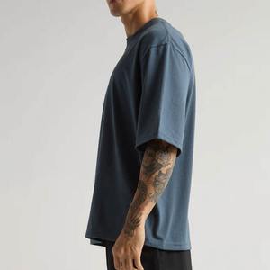 T-shirt en toile vintage surdimensionné pour homme, coupe ample, anti-froissement, respirant, 100% coton, manches courtes, haute qualité, logo personnalisé en vrac - Product Image 3