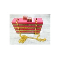 Pochette en résine Pure de couleur rouge pour femmes, excellente finition pour les fêtes de mariage, accessoires de mode pour femmes, sac à main coloré fait à la main