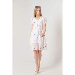 Robe élégante Topshow rouge mi-longue à fleurs brodées en broderie anglaise pour femmes, idéale pour les occasions décontractées, les fêtes ou les vacances - Product Image 3