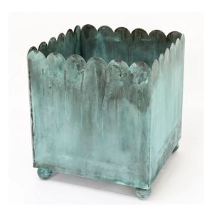 Jardinière rustique galvanisée de style seau vintage avec large bouche et base profonde idéale pour les fougères d'intérieur et les fleurs d'extérieur - Product Image 1