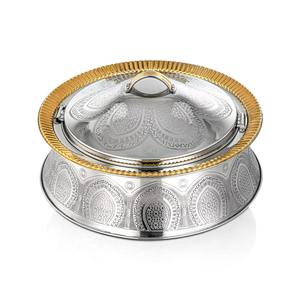 Casserole en argent détaillée en or de créateur idéale pour les dîners de décoration de cuisine chic et les présentations de nourriture de luxe - Product Image 4