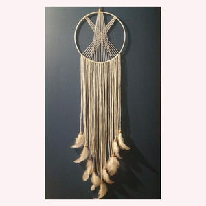 Hilo minimalista hecho a mano para colgar en la pared, arte de fibra neutra en gris y blanco para decoración del hogar moderna, Bohemia o escandinava - Product Image 2