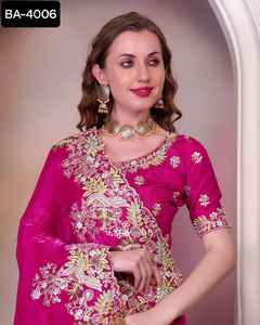 Saree en georgette lourde à usage traditionnel indien de créateur lourd avec codage multi-fils à broderie lourde et saree de travail à paillettes - Product Image 3