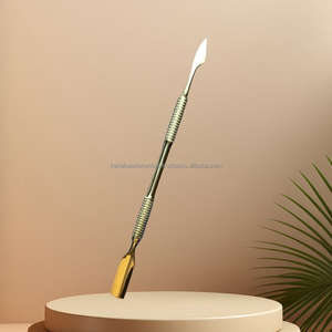 Pousse-cuticules professionnel en acier inoxydable 420 à double extrémité, réutilisable, de style russe, à angle carré, avec logo personnalisé - Product Image 6