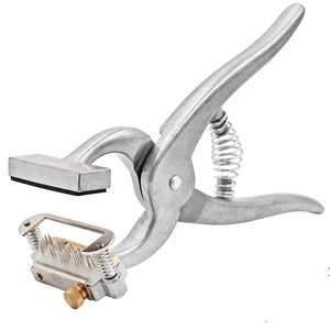 Kit de Pinzas para Tatuajes en Orejas de Cerdo, Herramienta Veterinaria de Identificación Animal con Números y Letras, Pinza de Tatuaje de Acero Inoxidable - Product Image 1