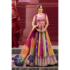 Vestido de Novia de Lujo Bin Ilyas, Edición 2025, Estilo Maxi de Seda Cruda, con Ilusión de Princesa, Borlas, Lazo, Línea A y Adornos Florales - Product Image 1