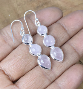 Piedra preciosa de cuarzo rosa de la mejor calidad, pendientes de diseñador hechos a mano de Plata de Ley 925, regalo de joyería de fiesta perfecto para cumpleaños - Product Image 2