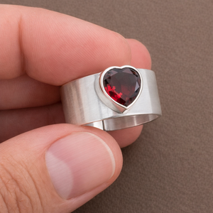 Classy Fine Jewelry Rhoya Jewels Model 405 Rhodium Plated <b>Garnet</b> Heart Signet Bezel Set <b>Ring</b> <b>Silver</b> Band Unisex Wedding - Product Image 1
